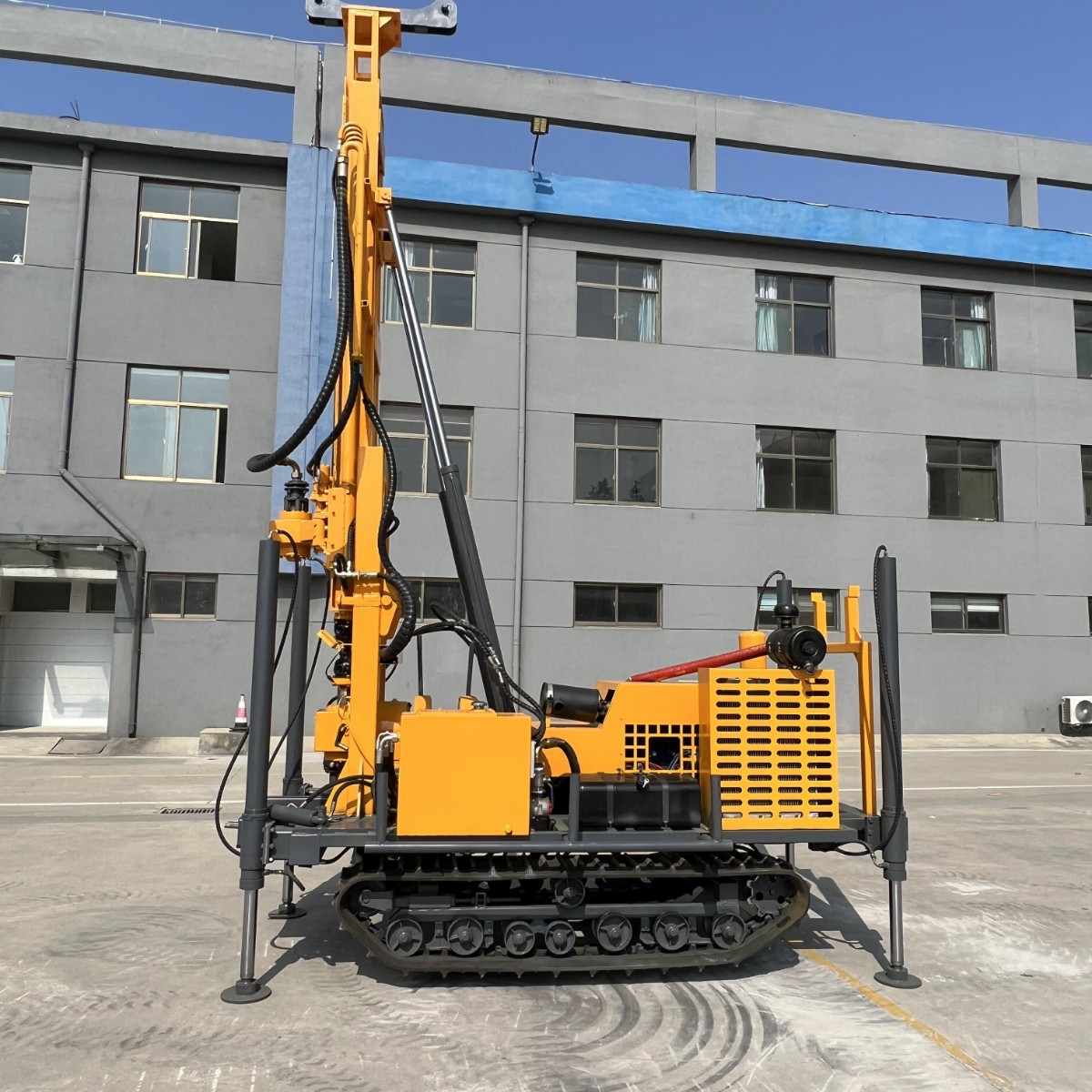 280頂驅(qū)鉆機(jī)